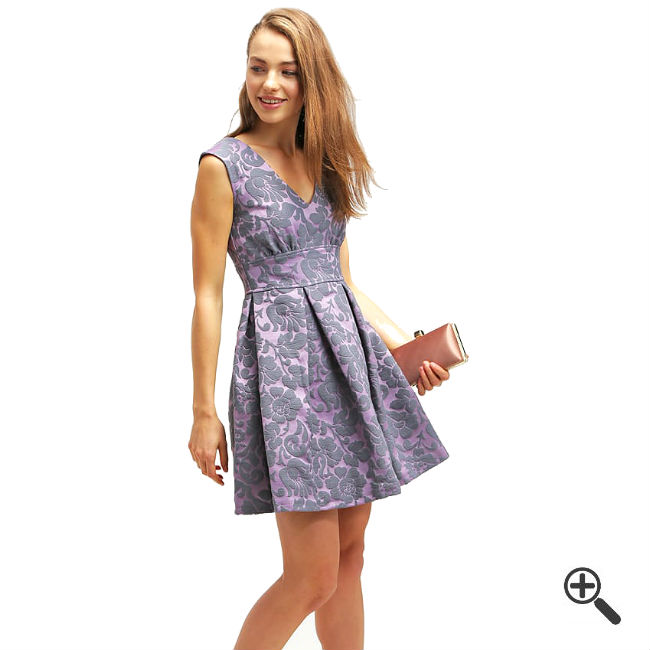 Festliche Sommerkleid mit einen wunderschönen Schnitt ...